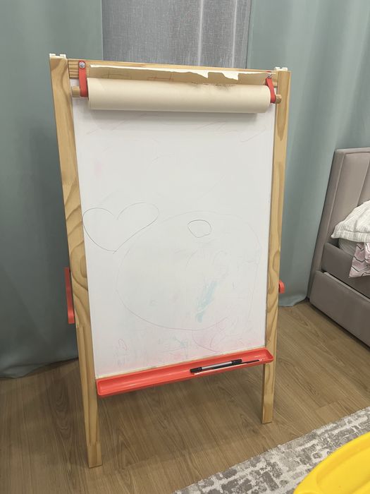 Детский столик и мольберт Икеа