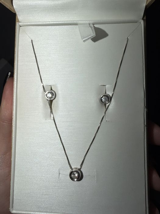Set Cercei si Lanț Aur Alb 18 k cu Diamante BIBIGI PUNTO LUCE