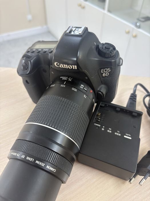 Камера canon eos 6d 75-300mm оригинал без ремонтов