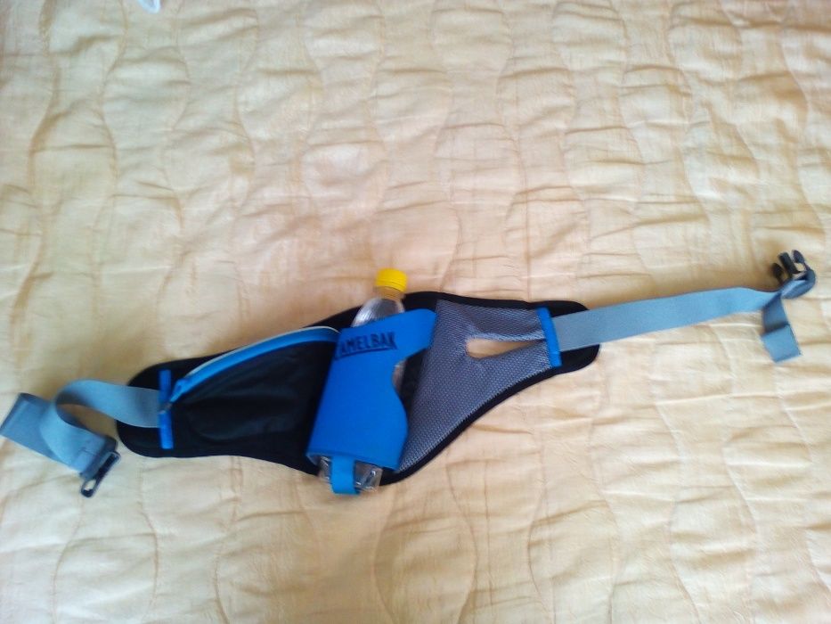 Чанта за кръст CamelBak Задни стопове за Нисан Микра