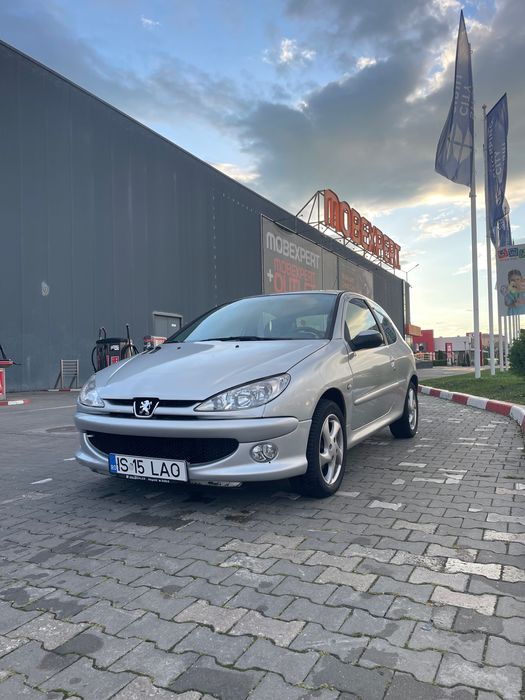 Peugeot 206 1,4 Benzină | An 2004