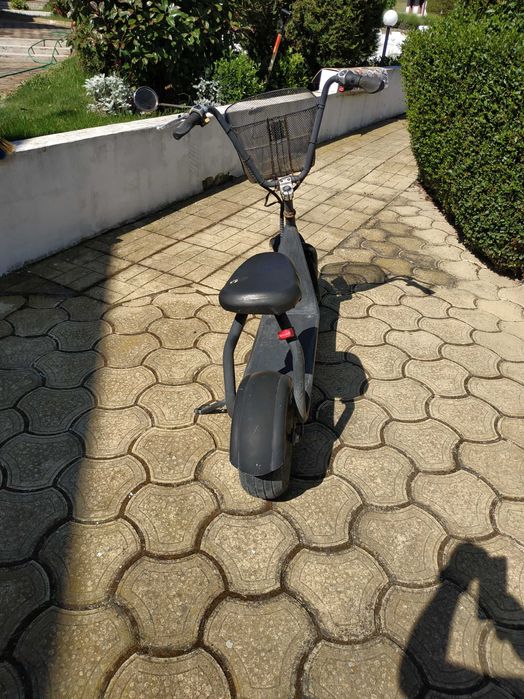 акумулаторен скутер