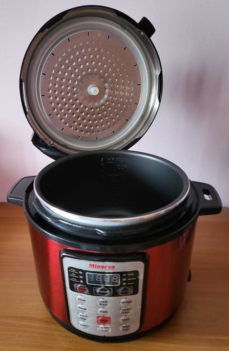 Multicooker Minerva Experience D511, 900 W, 5l, rosu.