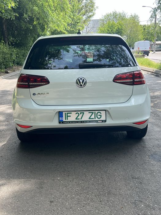 Volkswagen e Golf full electric de vanzare