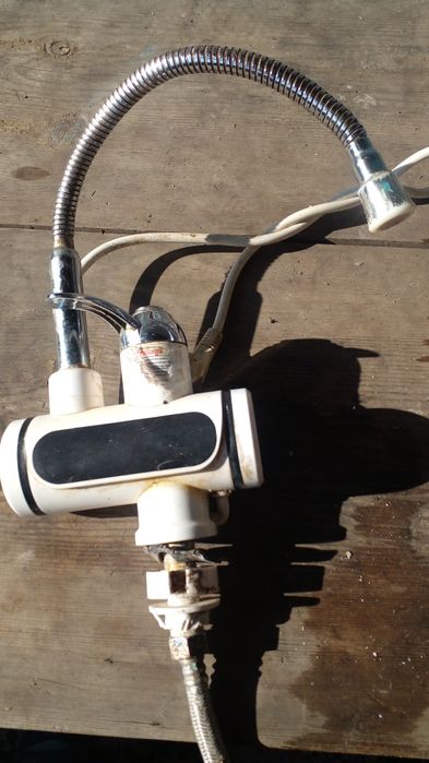 Продам кран водонагреватель