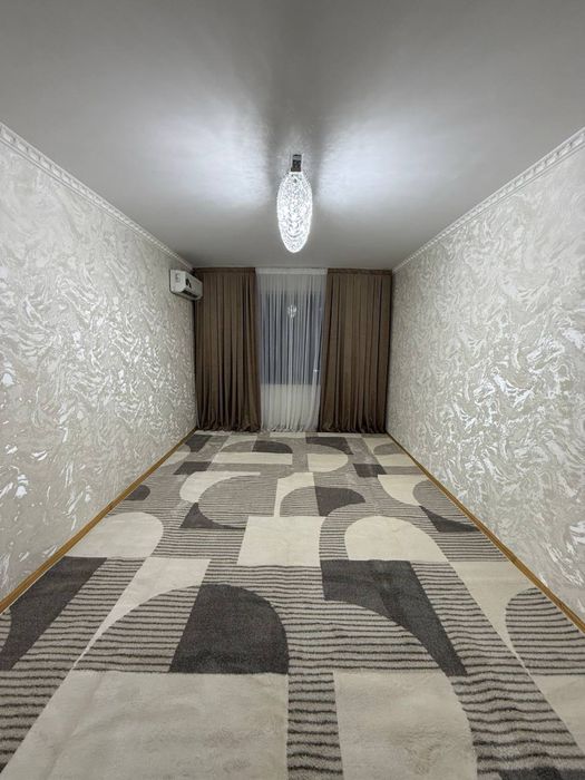 Amir Temur kucha 3 xona urtada joylashgan kvartira sotiladi