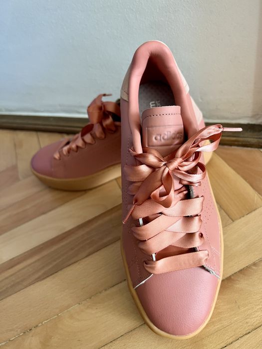 Adidas marime 40, noi