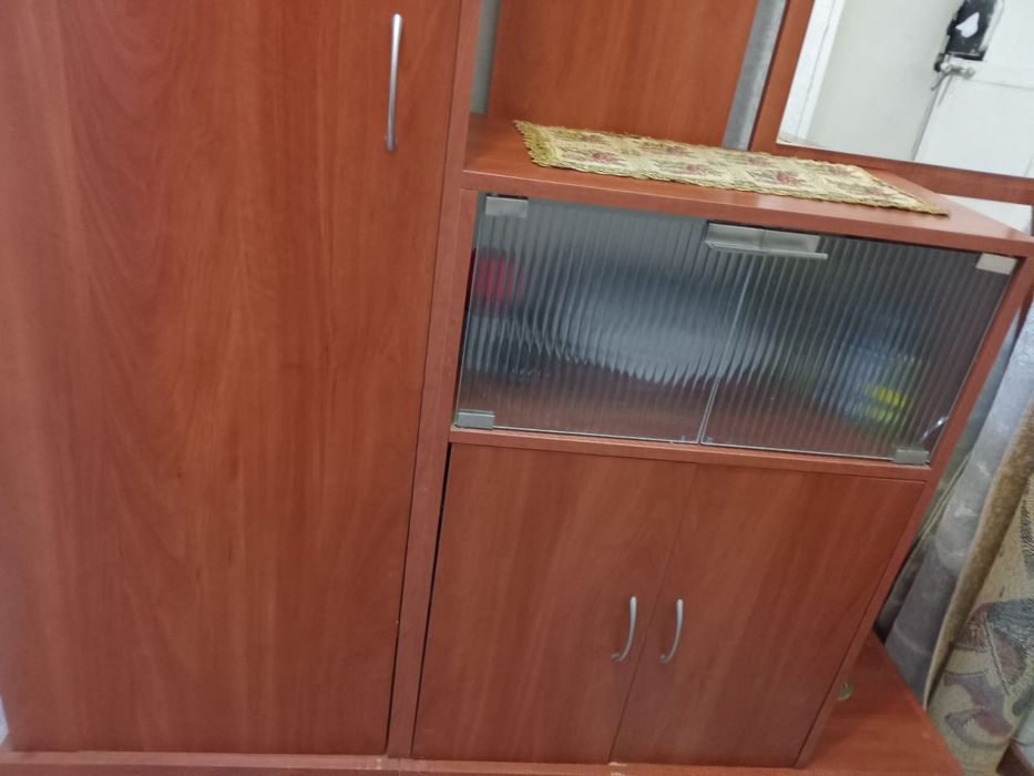 Продам б/у прихожую