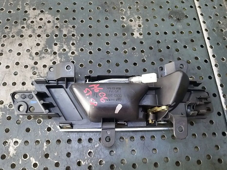 Maner interior usa stanga spate audi a6 c6 4f 4f0839019d