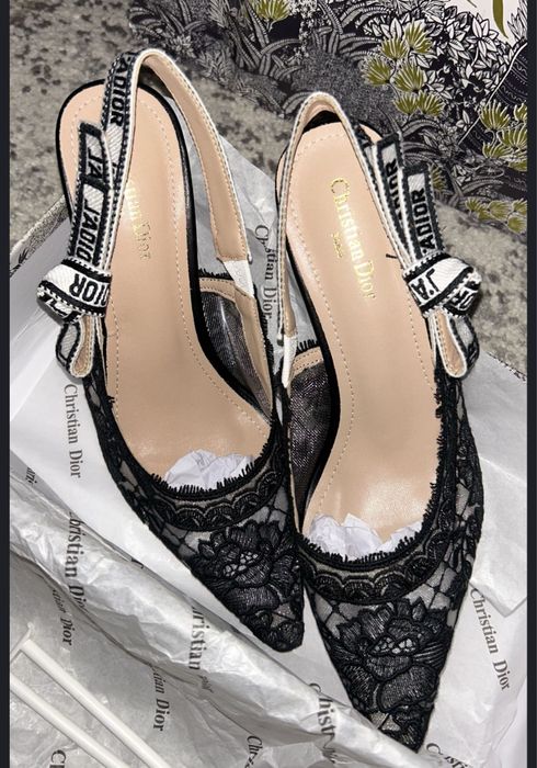 Pantofi Dior pe comanda