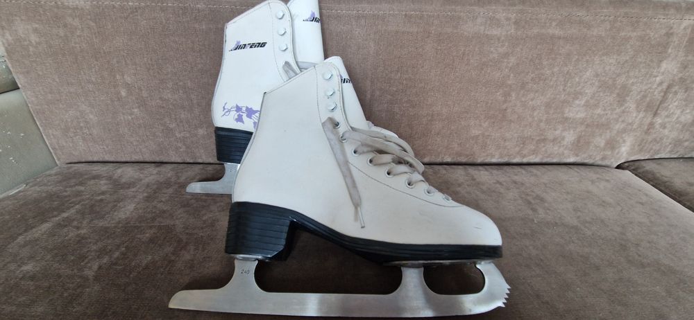Коньки размер 38 Подойте на 36