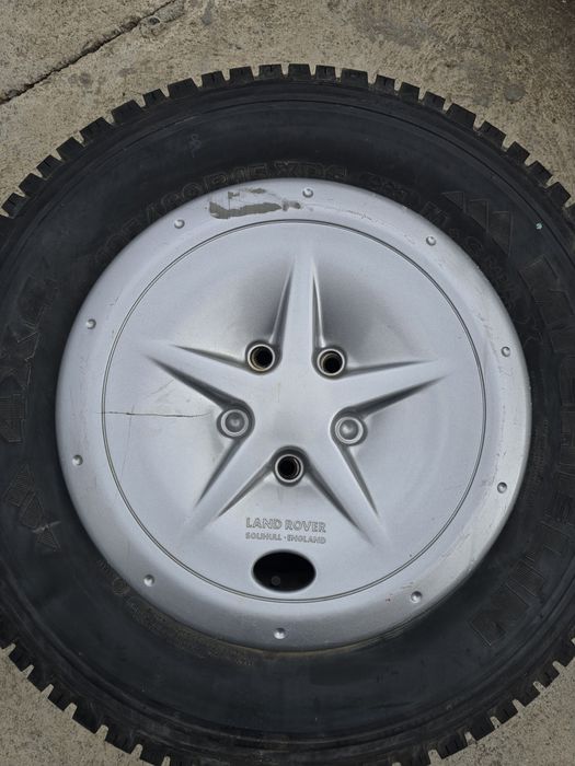 Продава се гума и джанта