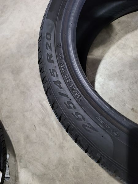 255/45/20 PIRELLI 4бр