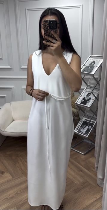Бренд Zara, новая, размер 42