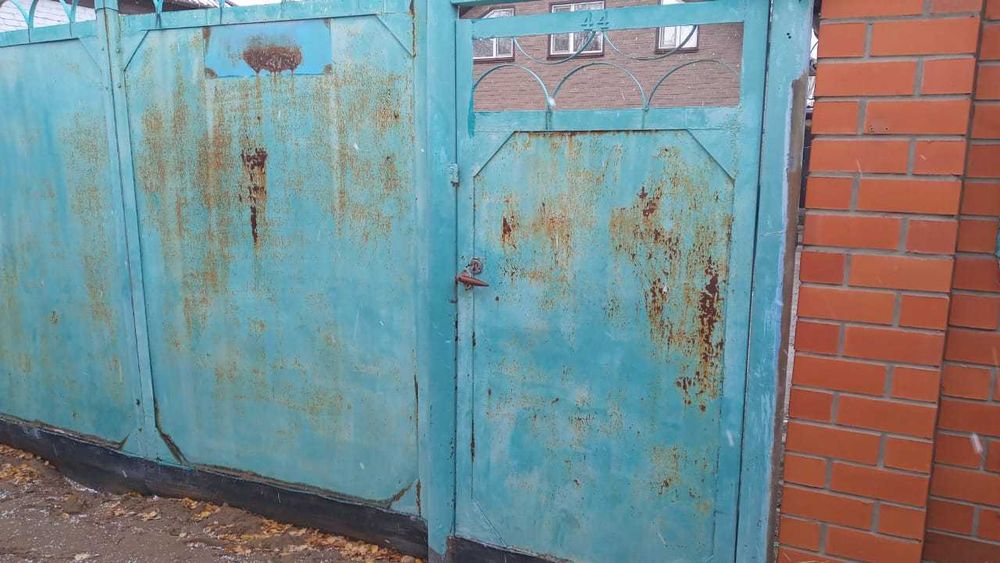 ворота с калиткой, металлические