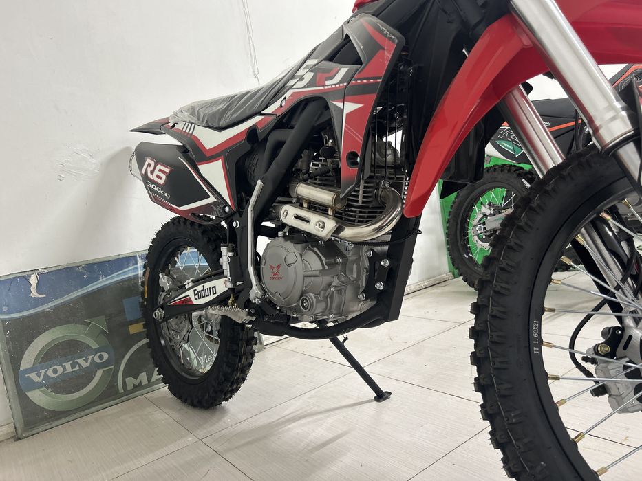 Продам кросвыи эндура 300куб