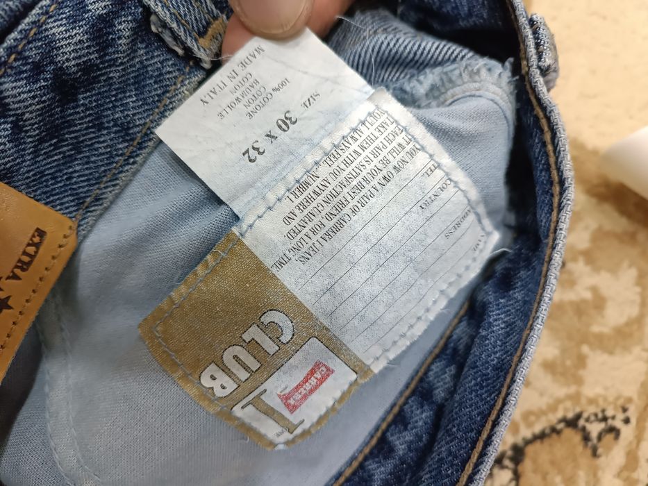 Оригинальные джинсы Carrera