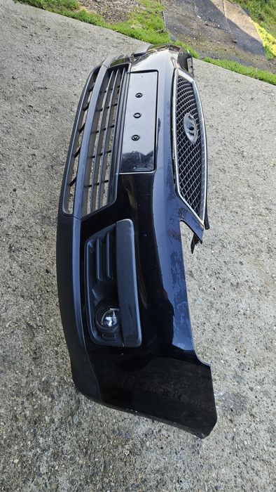 Предна Черна Броня за Ford Focus C Max (2003-2007)