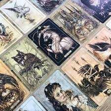 Hush Tarot и Notoria Tarot