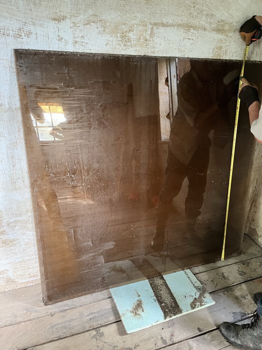 Стекло размер 136 на 144