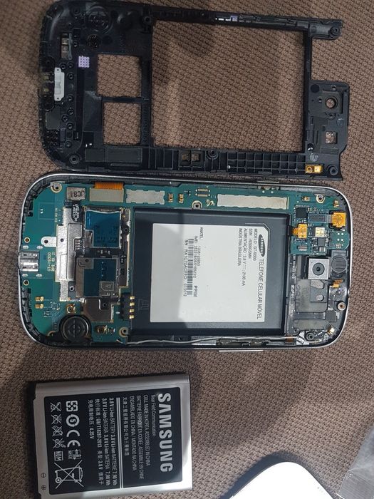 Vand samsung S3 alb pt. PIESE