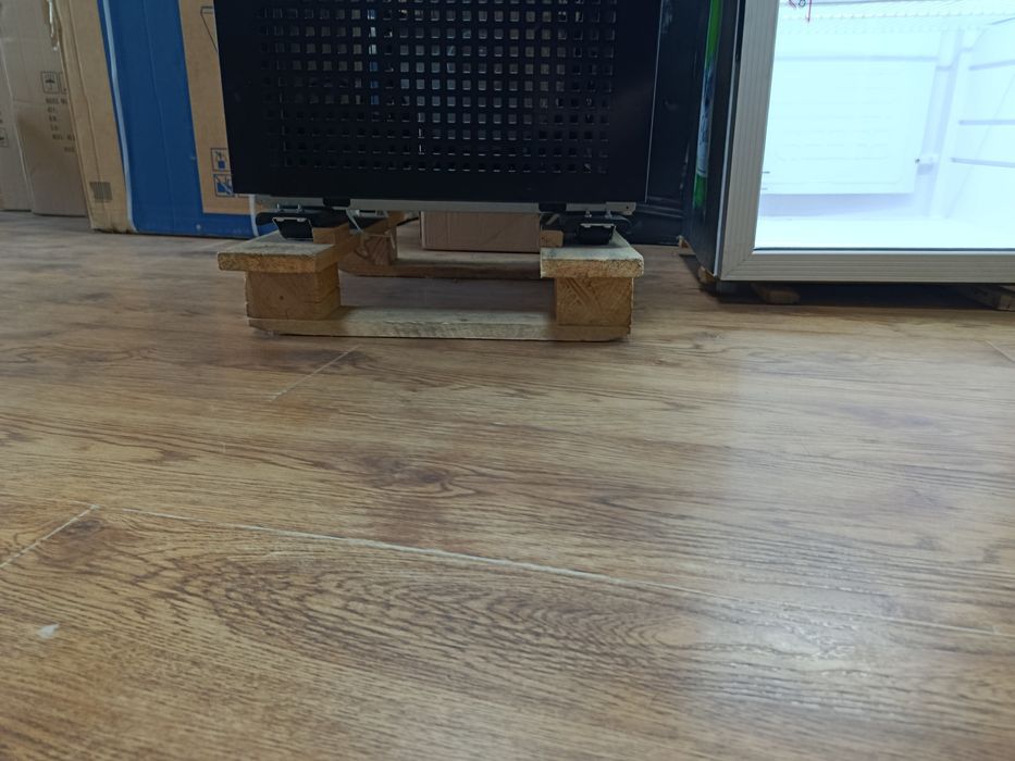 Ветриный холодильник от Artel no frost