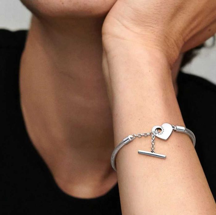 Brățară tip lanț clasic cu bară în T și inimă Pandora Moments