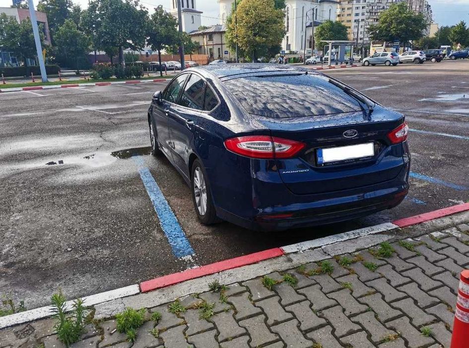 FORD Mondeo 2015 — imagine 3