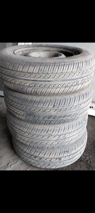 Продам летнюю резину