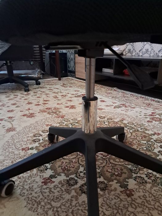 Стул компьютерный