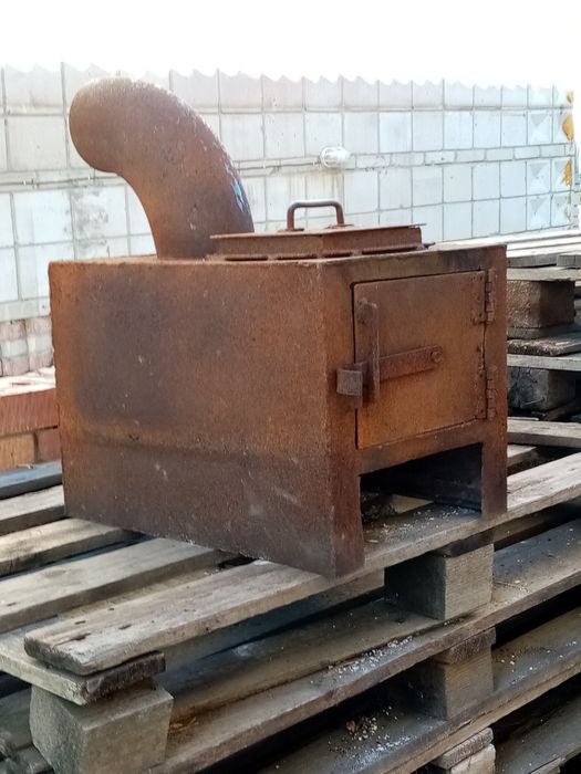 Продам печь металлическую