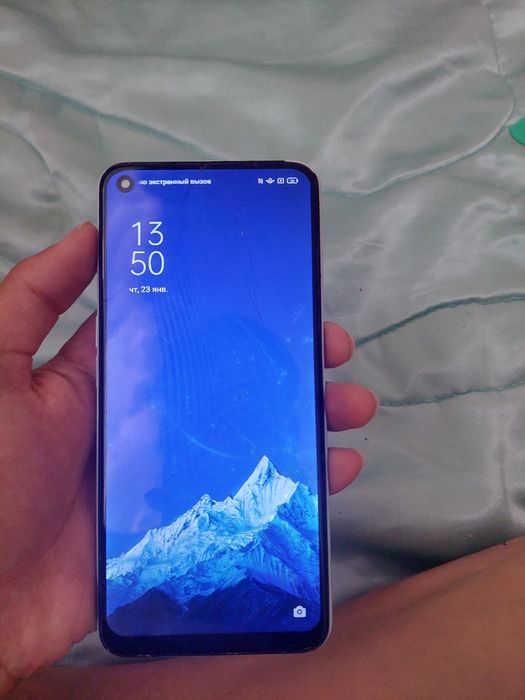 Oppo A52 телефон