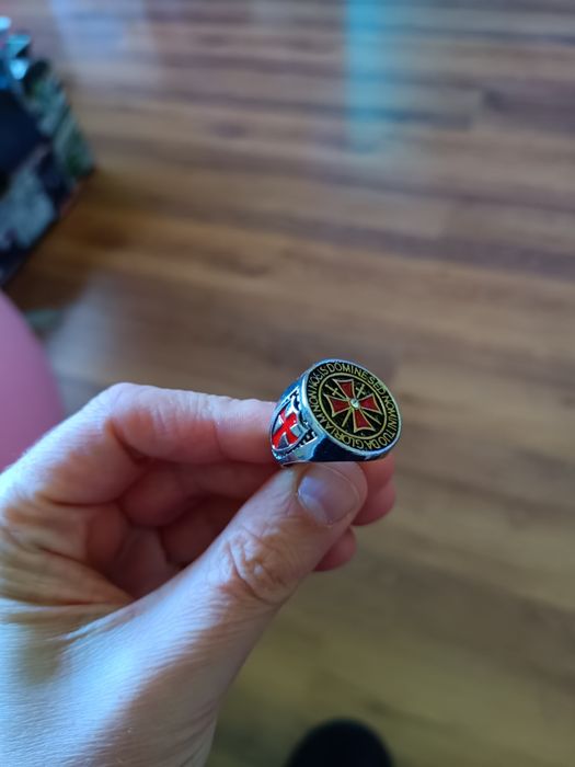 Метални пръстени