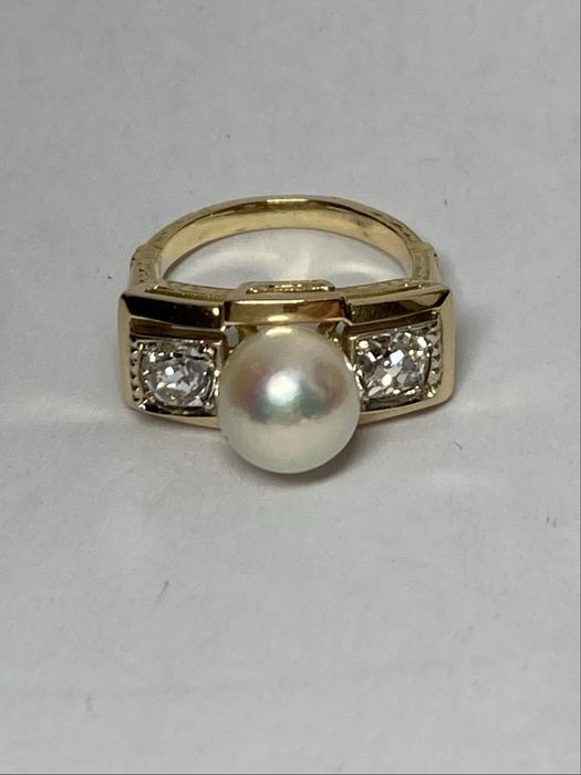 Inel vintage aur 18kt.cu diamante 0.55 si perla