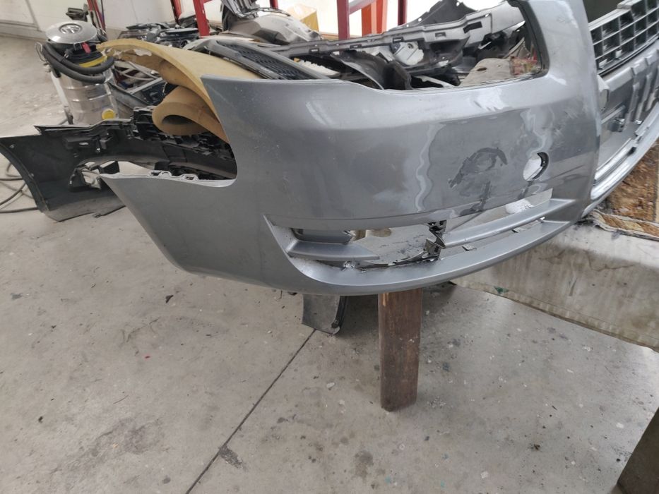 Предна Броня за Audi A4/2004 г/2007г/7.