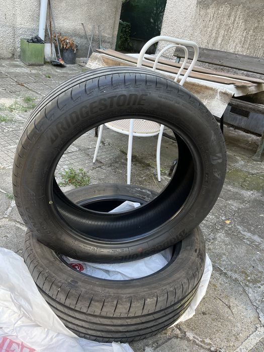 Гуми Bridgestone 18 цола 2бр.
