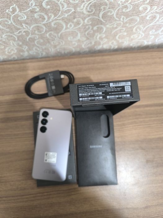 Флагман Samsung Galaxy S25 12/256gb Серебро