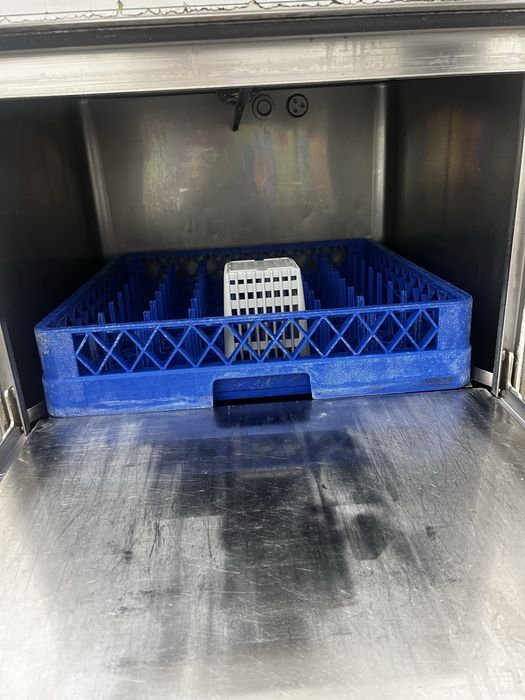 Италиянска професионална съдомиялна машина