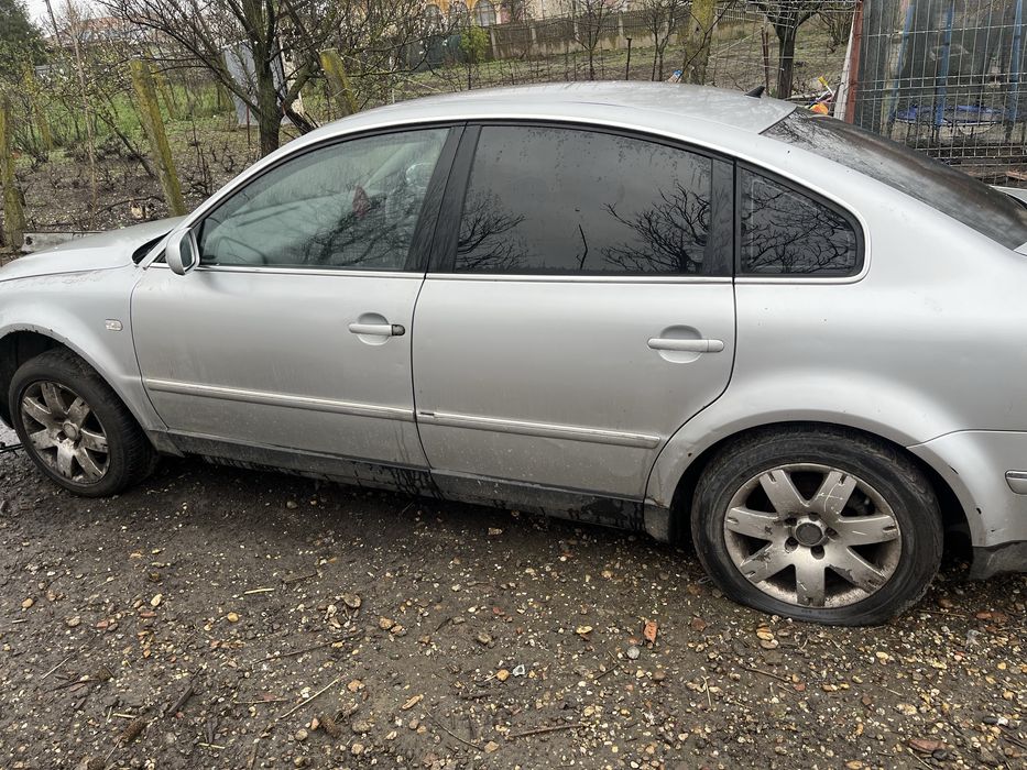 Vand passat b5.6 la dezmebrari