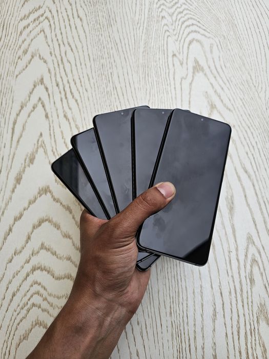 Samsung Galaxy 20 Snapdragon. OzU 12/128 GB. Ime o'tkan. Garantya bor