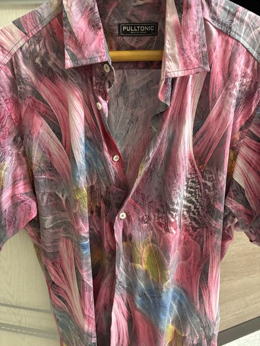 Рубашки мужские