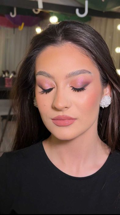 Make-up profesional,pensat si stilizare sprancene