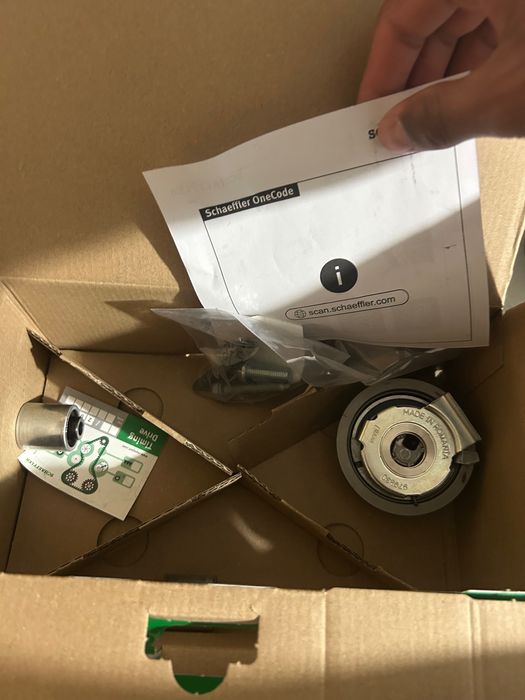 Части за обслужване на АУДИ А3 2.0 FSI БЕНЗИН 2004