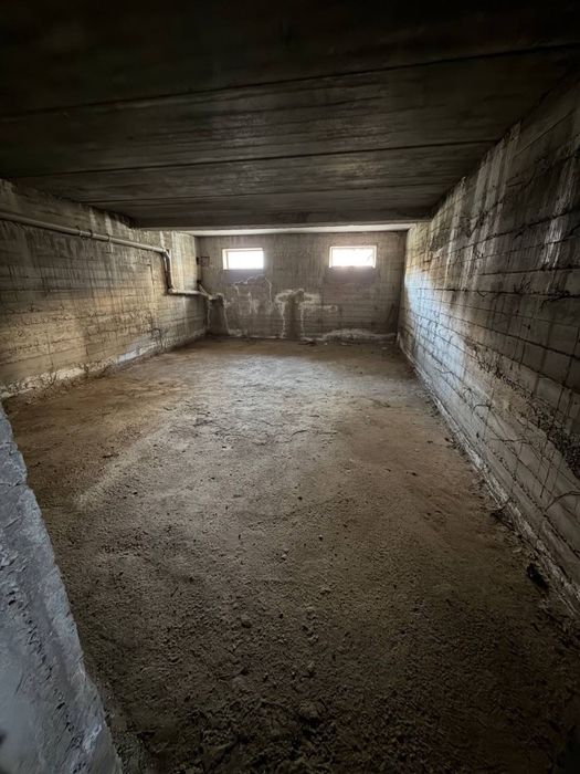 Продается нежилое помещение на Юнусабад 4 кв