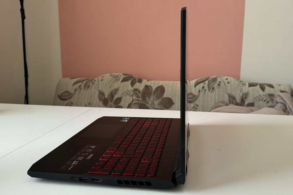 Геймърски Лаптоп Acer Nitro 5, 1000 GB SSD, 24 DDR4 3200MHz, Intel Core i5-11300H, NVIDIA GeForce RTX 3050 4GB GDDR6, WINDOWS 11