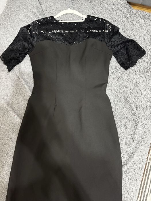 Вечернее черное платье