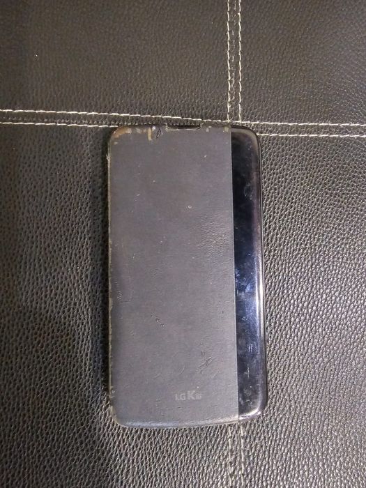 Продам телефон смартфон lg k10