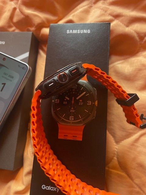 Продавам като нов Samsung Galaxy S26  ultra