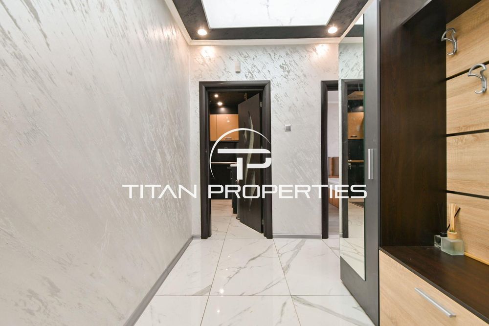 Тристаен за продажба в гр. Радомир, ж.к. Тракия