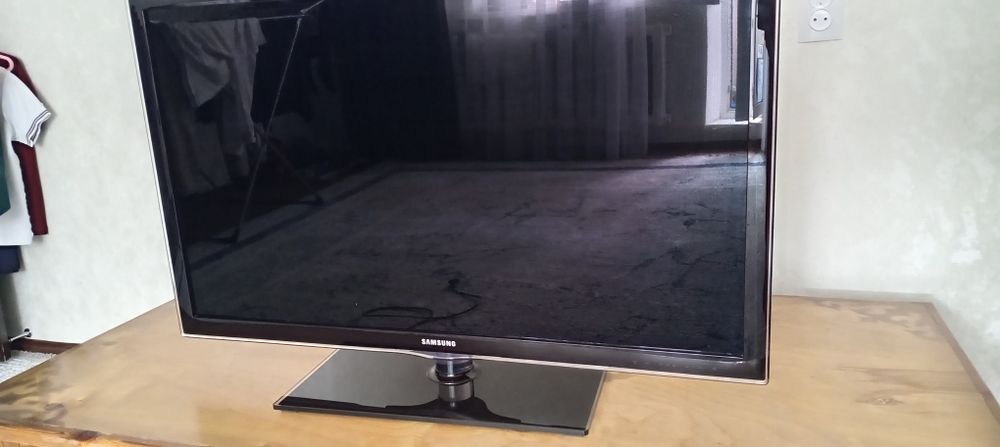 Продаются телевизор Samsung